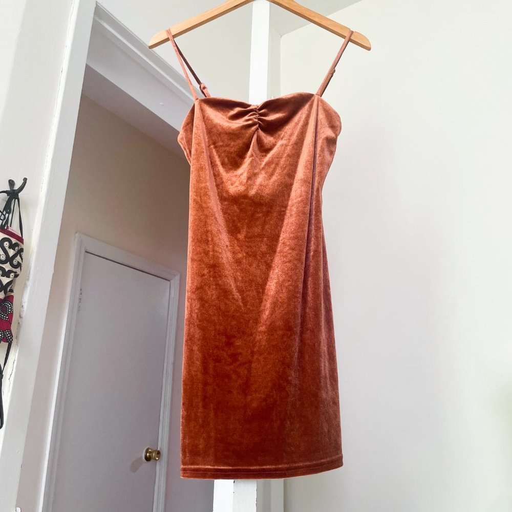 HONEY PUNCH Burnt Orange Velvet Slip Dress